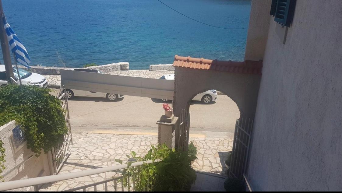 איה אפימיה Poseidon Apartments מראה חיצוני תמונה