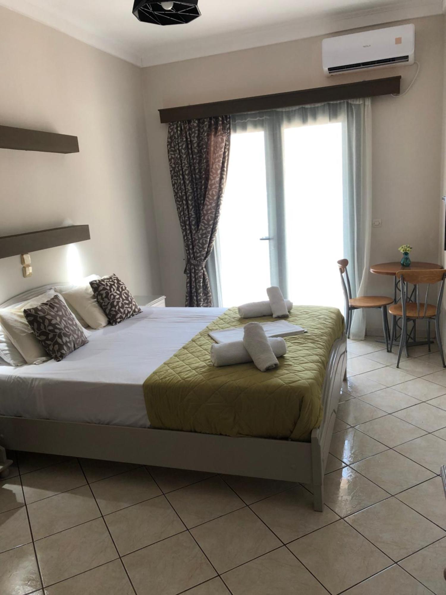 איה אפימיה Poseidon Apartments מראה חיצוני תמונה